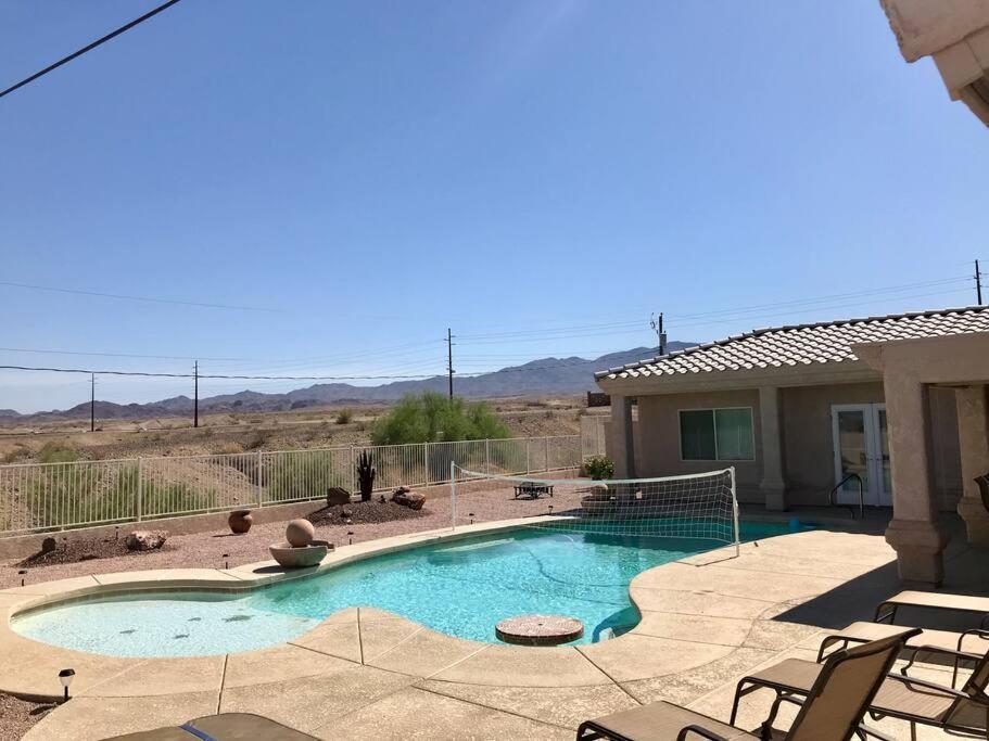Private View On The Lake Side Of 95! Sleeps 16 Lake Havasu City Kültér fotó