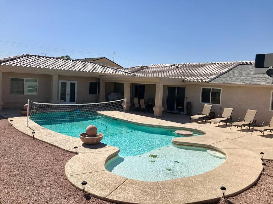 Private View On The Lake Side Of 95! Sleeps 16 Lake Havasu City Kültér fotó