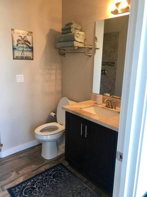 Private View On The Lake Side Of 95! Sleeps 16 Lake Havasu City Kültér fotó