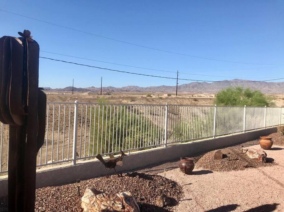 Private View On The Lake Side Of 95! Sleeps 16 Lake Havasu City Kültér fotó