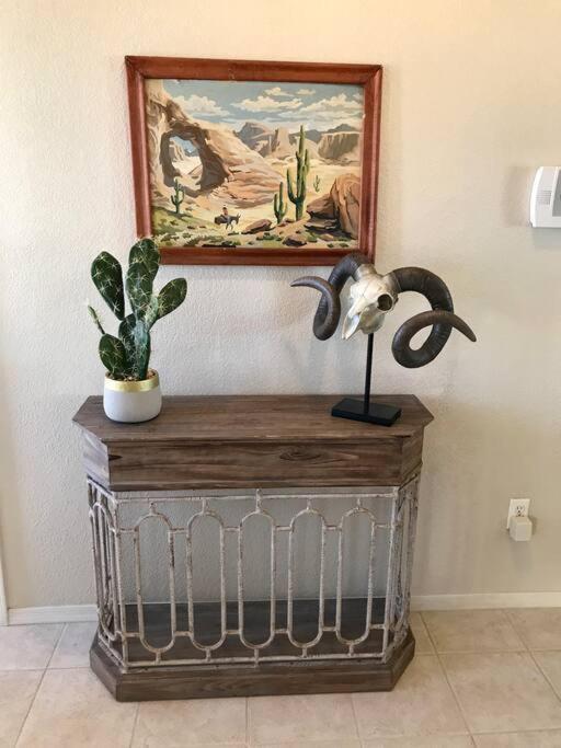 Private View On The Lake Side Of 95! Sleeps 16 Lake Havasu City Kültér fotó